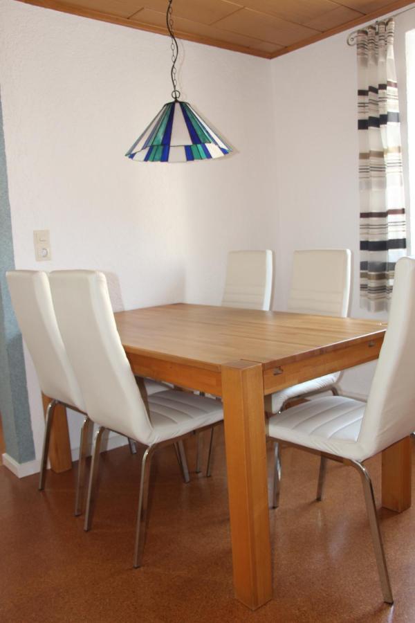 Schwarz-Weiss Apartment รูสท์ ภายนอก รูปภาพ