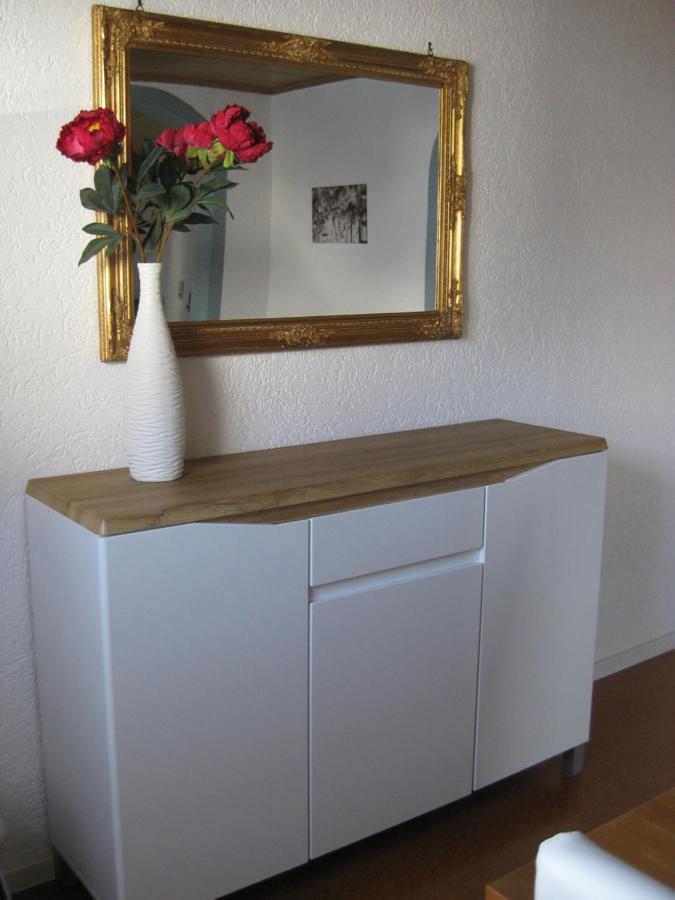 Schwarz-Weiss Apartment รูสท์ ภายนอก รูปภาพ